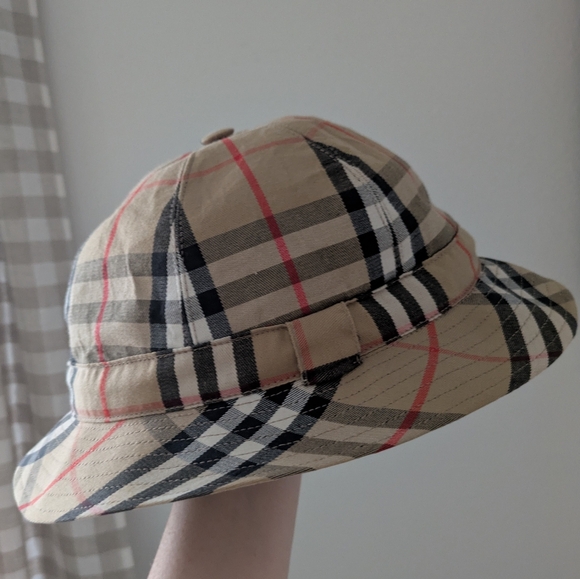 Burberry Accessories - Burberry Vintage Bucket Hat | M